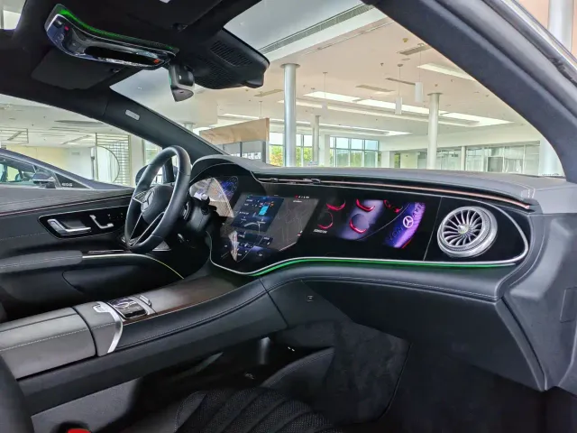 Mercedes-Benz EQS — Фото автомобиля 14