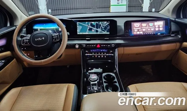 Kia Carnival Generation 4 — Фото автомобиля 7