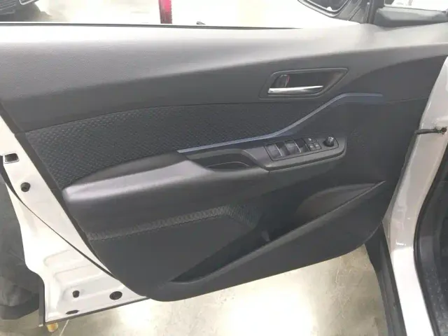 Toyota IZOA — Фото автомобиля 7