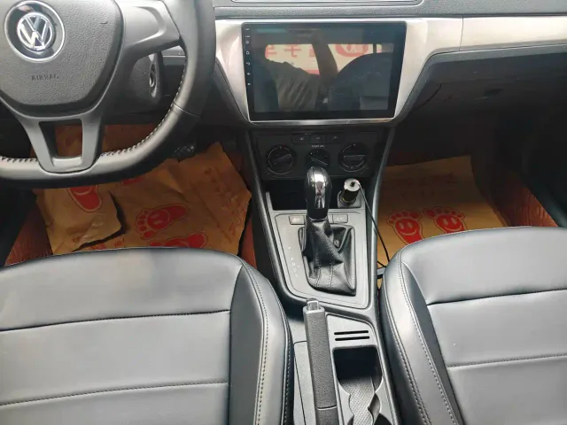 Volkswagen Lavida 2022 1.5L Auto Comfort Edition — Фото автомобиля 7