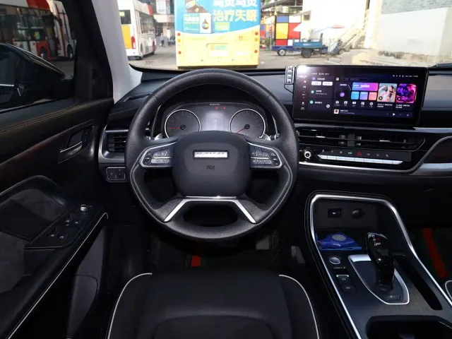 Haval H6 — Фото автомобиля 28