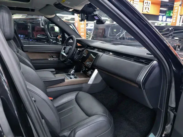 Land Rover Range Rover — Фото автомобиля 4
