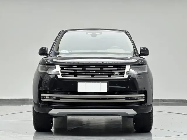 Land Rover Range Rover 2025 3.0 L6 400PS Flourishing Era Extended Wheelbase — Фото автомобиля 2