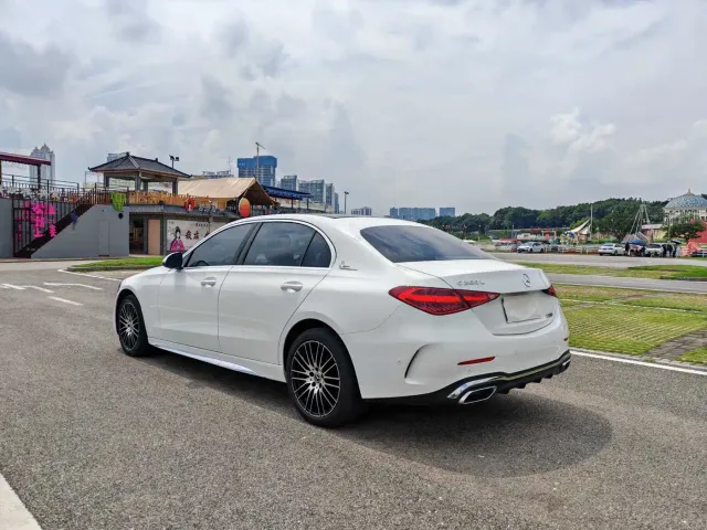 Mercedes-Benz C-Class — Фото автомобиля 4