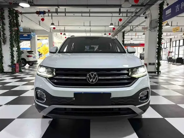Volkswagen Tanying 2021 1.5L Automatic Smart Connect Edition — Фото автомобиля 2