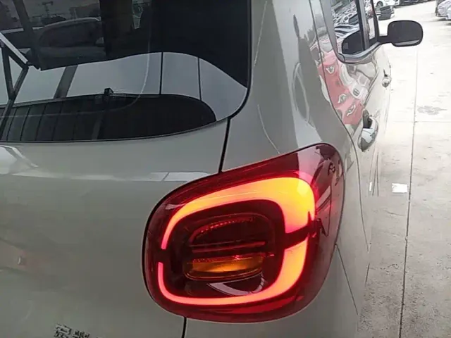 Wuling Hongguang Mini EV — Фото автомобиля 7