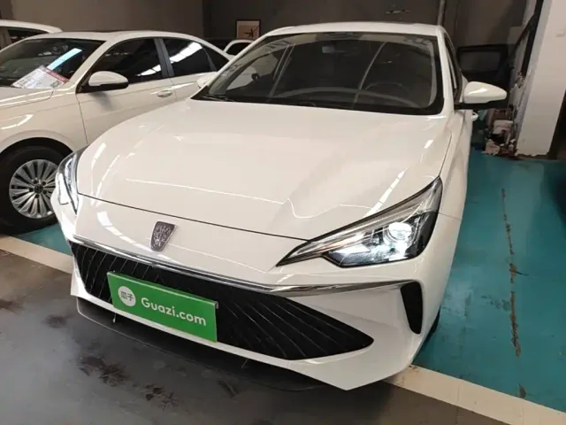 Фотография автомобиля — Roewe i5