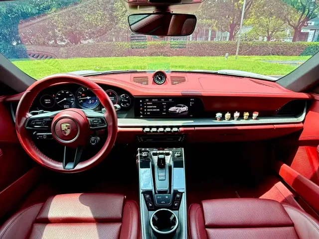 Porsche 911 — Фото автомобиля 7
