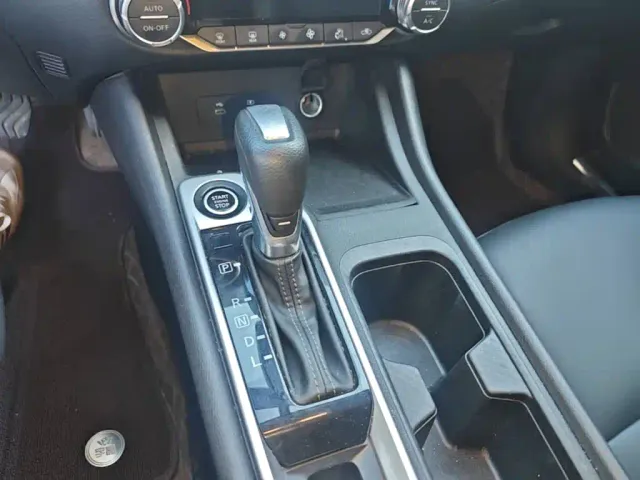 Nissan Sylphy — Фото автомобиля 13