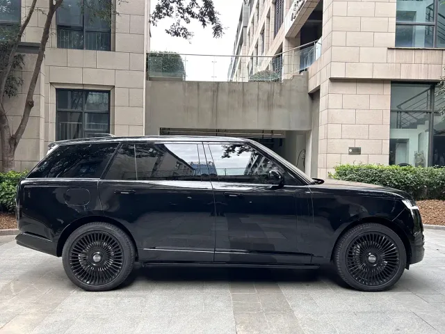 Land Rover Range Rover — Фото автомобиля 4