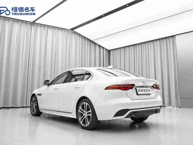 Jaguar XEL — Фото автомобиля 7