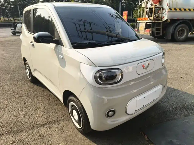 Wuling Hongguang Mini EV — Фото автомобиля 3