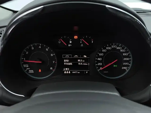 Chevrolet Malibu XL — Фото автомобиля 14