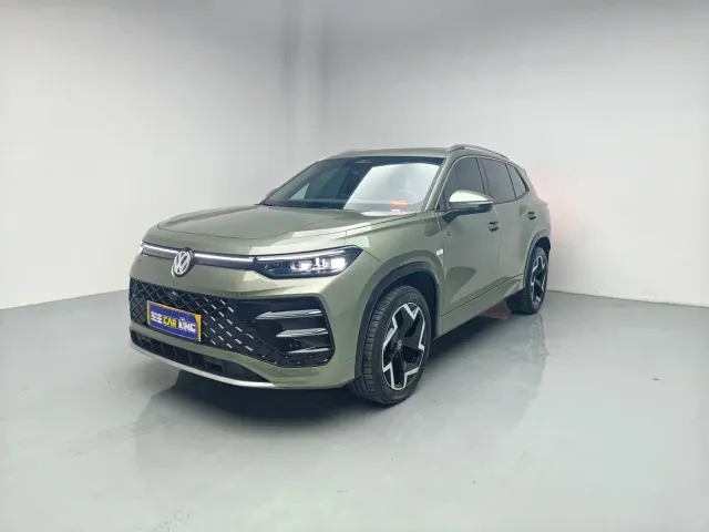 Фотография автомобиля — Volkswagen Tayron