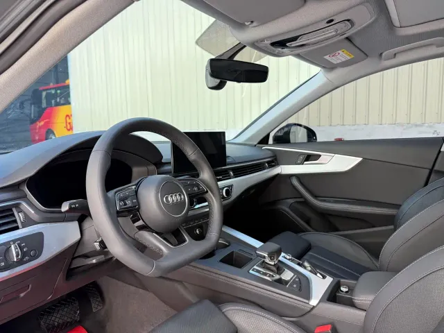 Audi A4L — Фото автомобиля 19