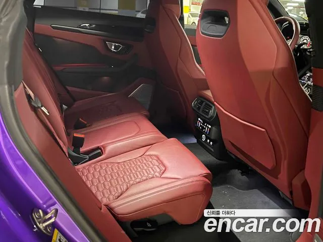 Lamborghini Urus — Фото автомобиля 14