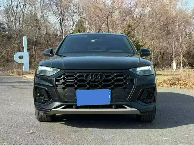 Audi Q5L — Фото автомобиля 3