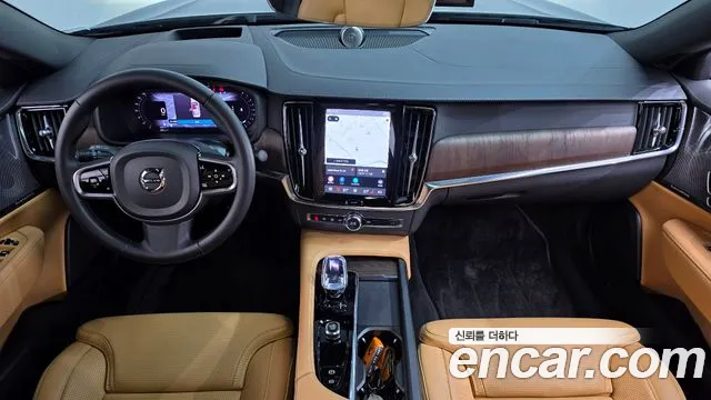 Volvo S90 — Фото автомобиля 7