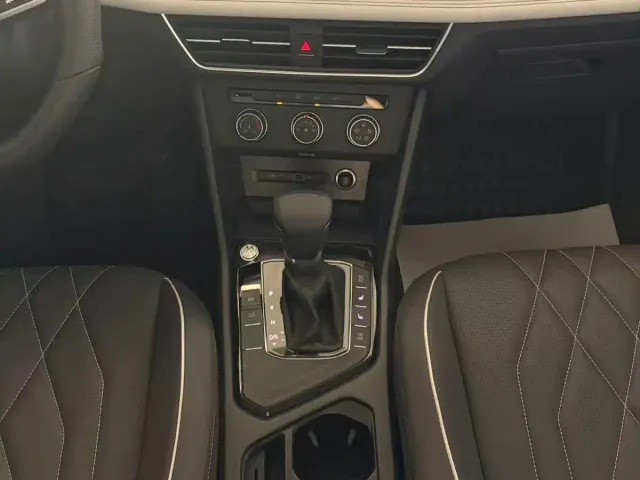Volkswagen Tiguan L — Фото автомобиля 15