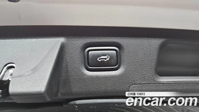 Hyundai Santafe — Фото автомобиля 20