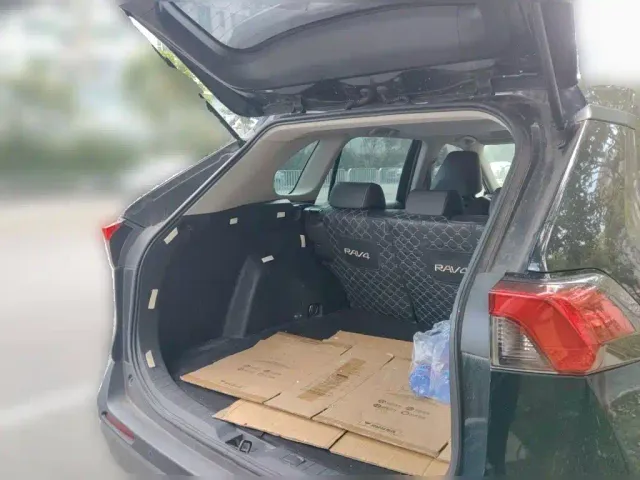 Toyota RAV4 — Фото автомобиля 20
