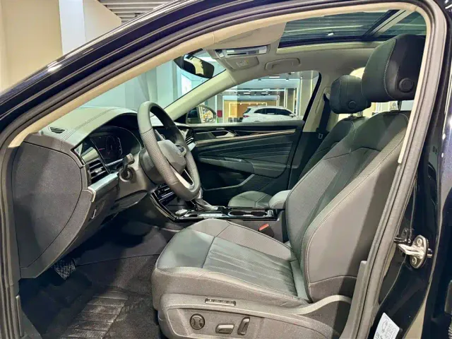 Volkswagen Passat — Фото автомобиля 27
