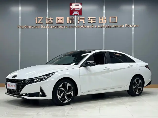 Фотография автомобиля — Hyundai Elantra