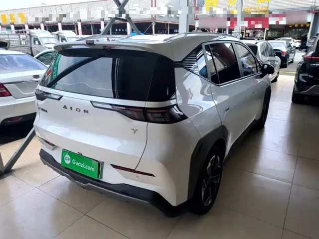 GAC Aion Y — Фото автомобиля 6