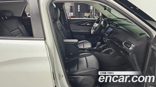 Chevrolet Trailblazer — Фото автомобиля 11