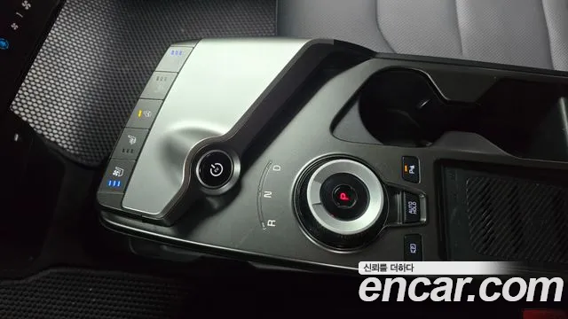 Kia EV6 — Фото автомобиля 12
