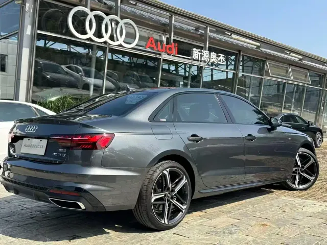 Audi A4L — Фото автомобиля 5