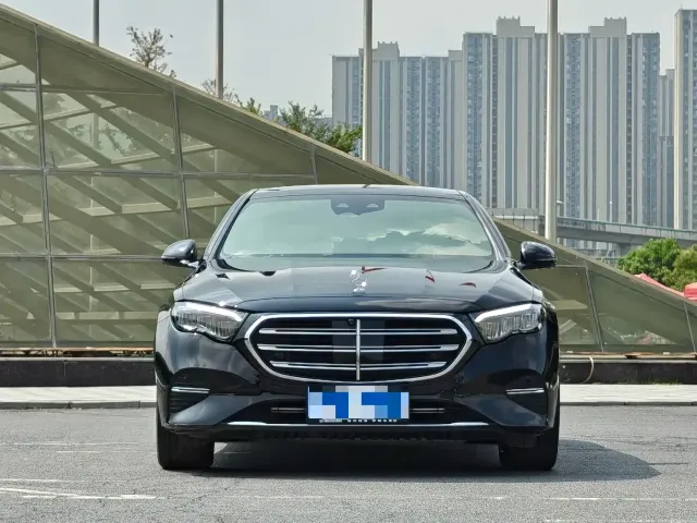 Mercedes-Benz Mercedes-Benz E-Class 2024 Facelift E 300 L Fashion — Фото автомобиля 2