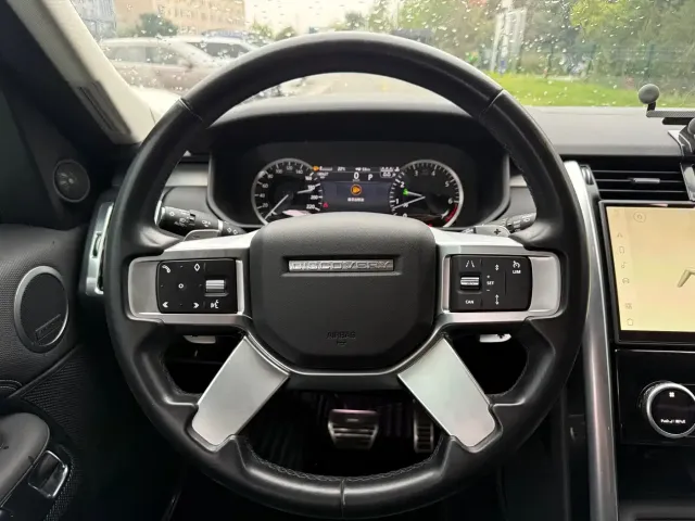 Land Rover Discovery 2023 Facelift 360PS R-Dynamic S — Фото автомобиля 17