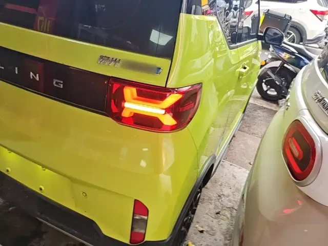 Wuling Hongguang Mini EV — Фото автомобиля 7
