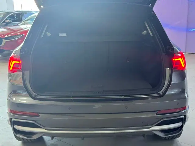 Audi Q3 — Фото автомобиля 6