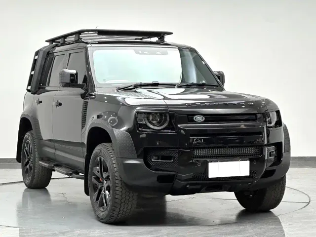 Land Rover Defender — Фото автомобиля 3