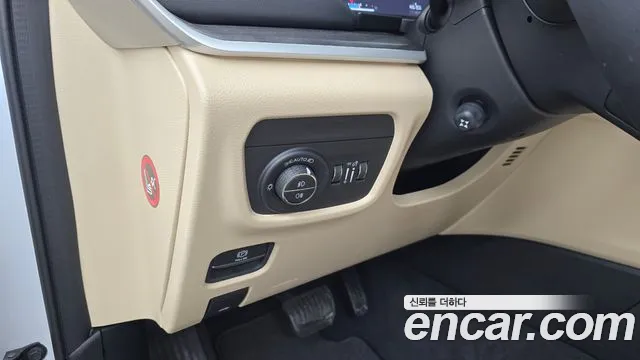 Jeep Cherokee Grand Cherokee(WL) 3.6 Limited — Фото автомобиля 17