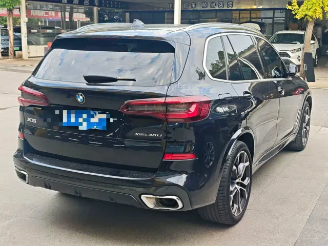 BMW X5 — Фото автомобиля 4