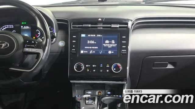 Hyundai Tucson Tucson (NX4) Дизель 2.0 2WD — Фото автомобиля 12