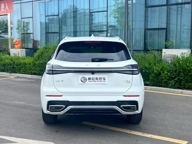 Hongqi HS5 — Фото автомобиля 5