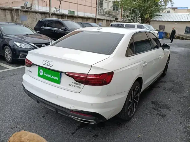 Audi A4L — Фото автомобиля 6