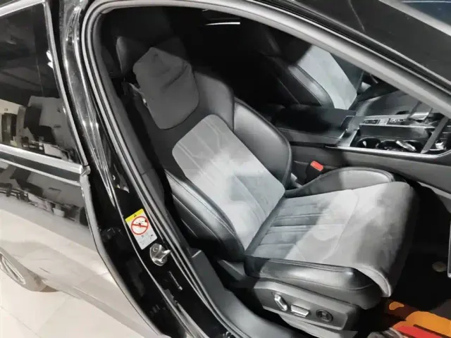 Audi A6L — Фото автомобиля 19
