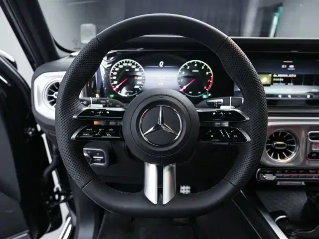 Mercedes-Benz G-Class — Фото автомобиля 15