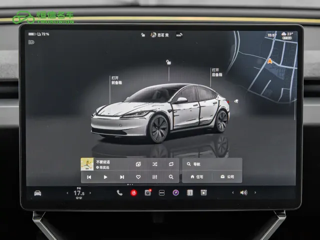 Tesla Model 3 — Фото автомобиля 18