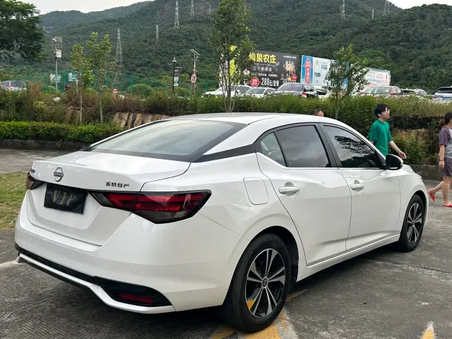 Nissan Sylphy — Фото автомобиля 10