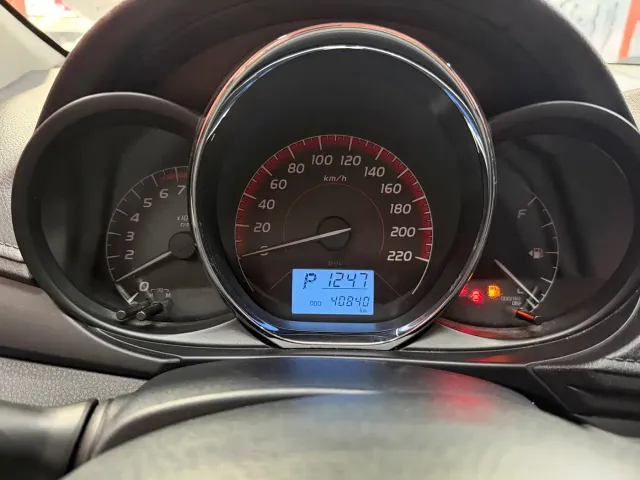 Toyota Vios — Фото автомобиля 10
