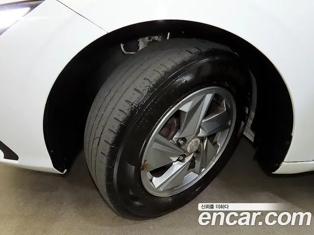 Hyundai Avante — Фото автомобиля 18