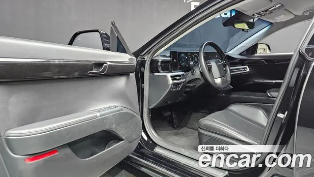 Hyundai Grandeur Grandeur (GN7) — Фото автомобиля 10