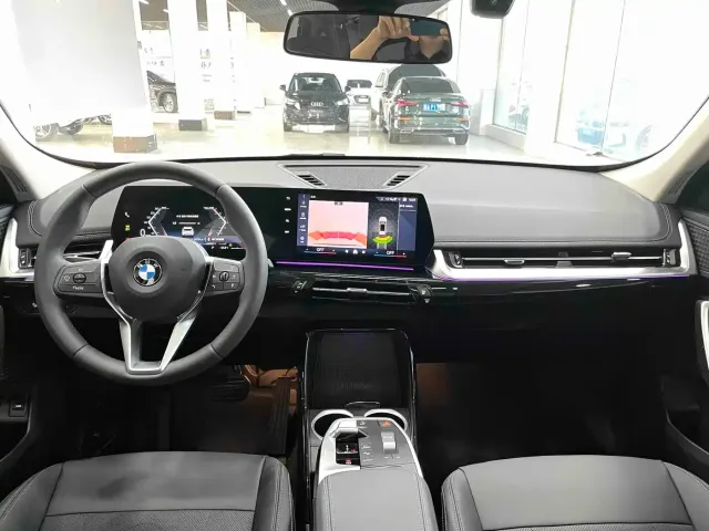 BMW X1 — Фото автомобиля 9