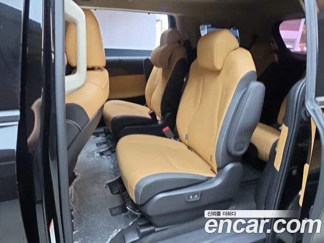 Kia Carnival 4th Gen — Фото автомобиля 18